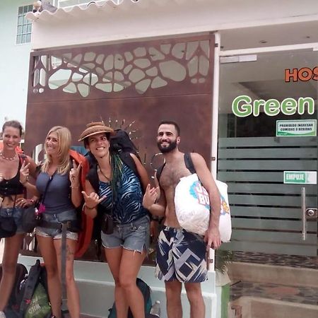 טגאנגה Hostel Green Light מראה חיצוני תמונה