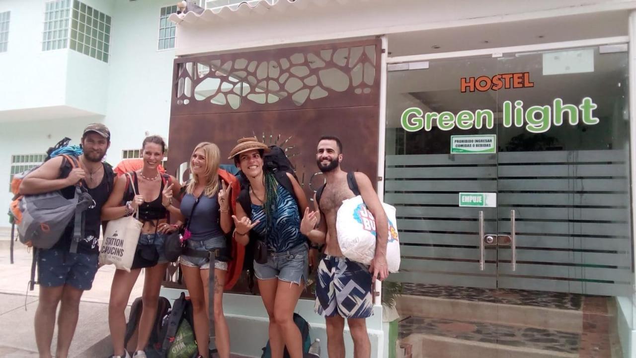 טגאנגה Hostel Green Light מראה חיצוני תמונה