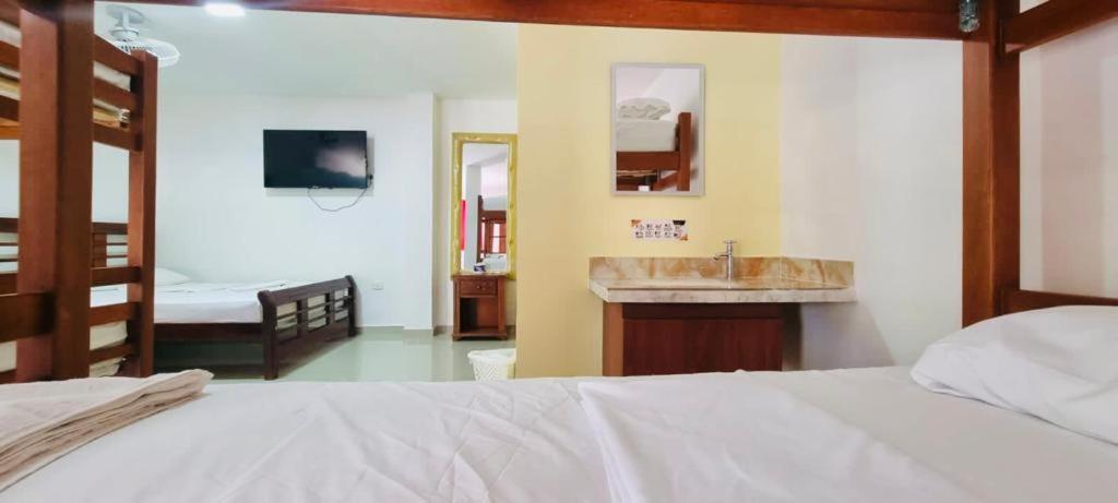 טגאנגה Hostel Green Light מראה חיצוני תמונה