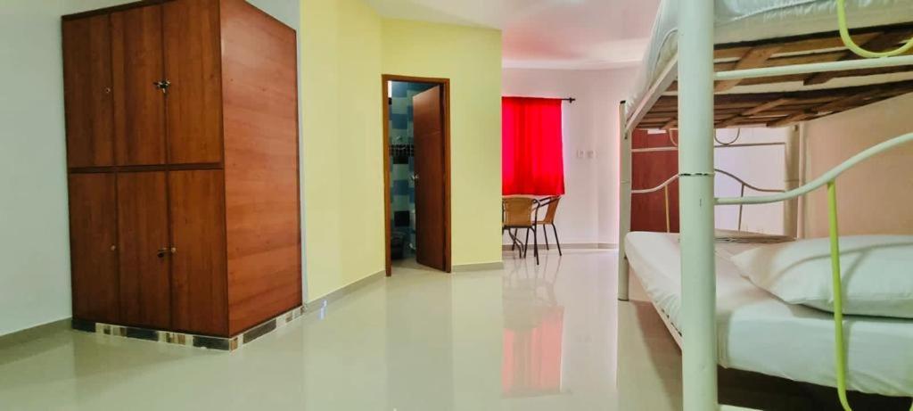 טגאנגה Hostel Green Light מראה חיצוני תמונה