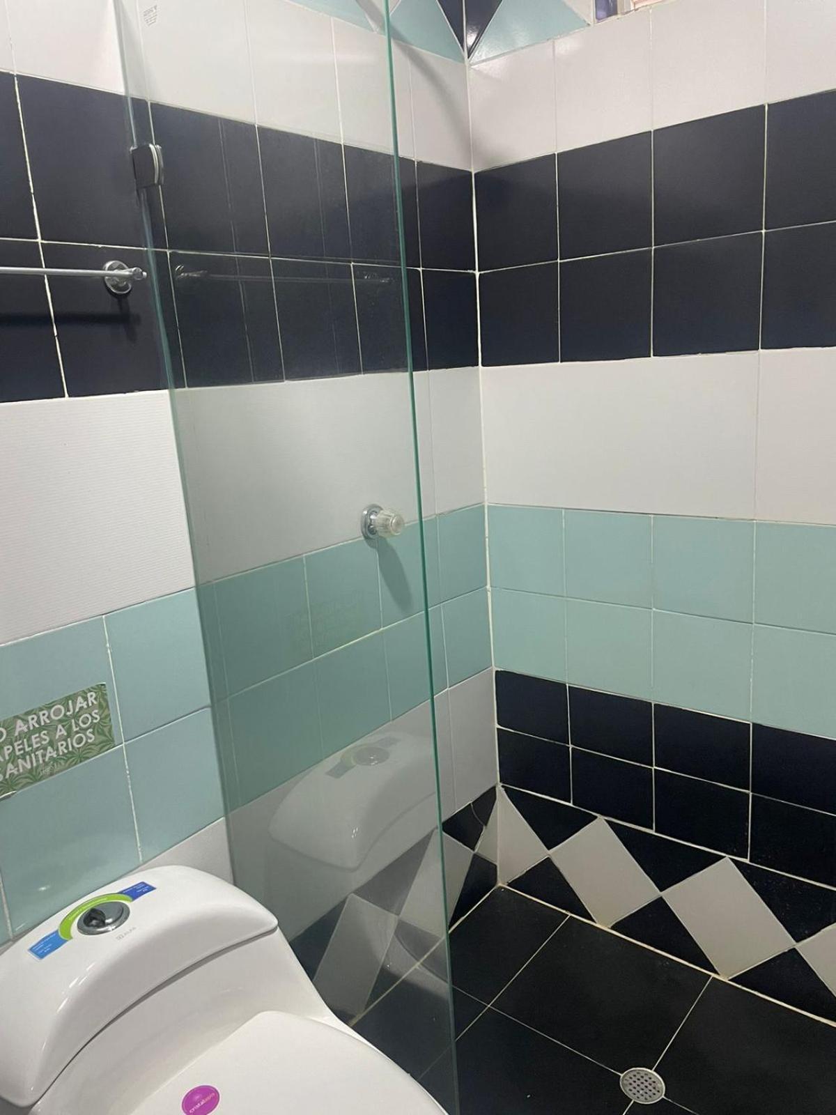 טגאנגה Hostel Green Light מראה חיצוני תמונה