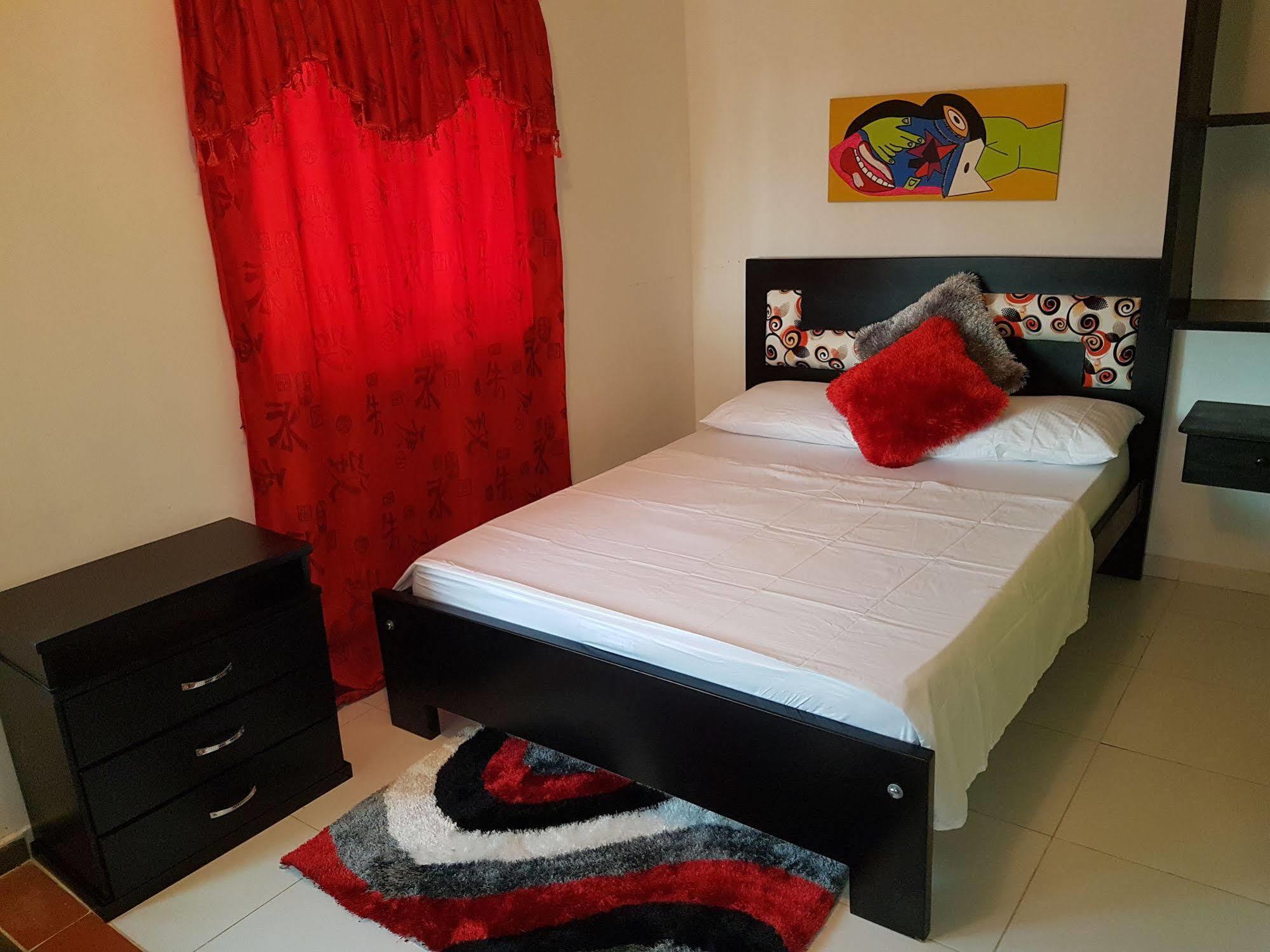 טגאנגה Hostel Green Light מראה חיצוני תמונה